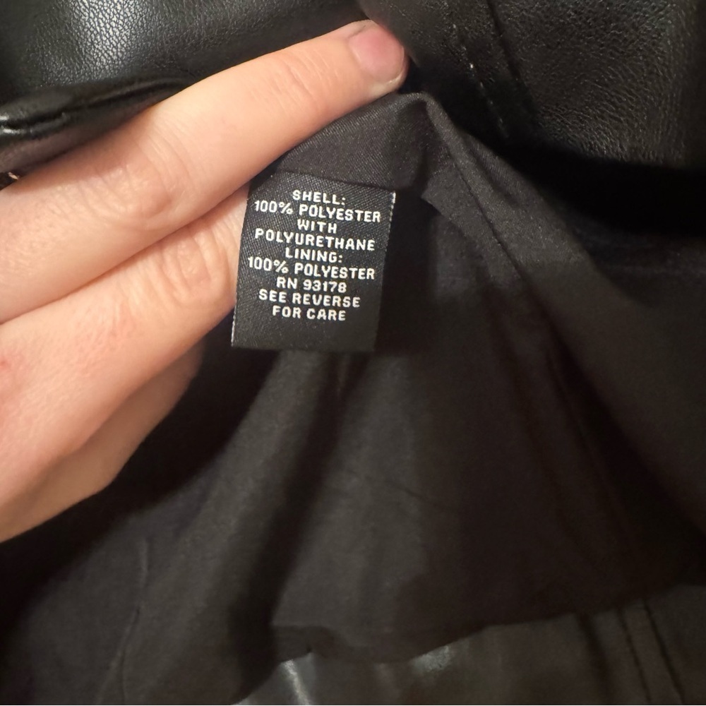 Sleek Black Faux Leather Jacket - Picture 3 of 5